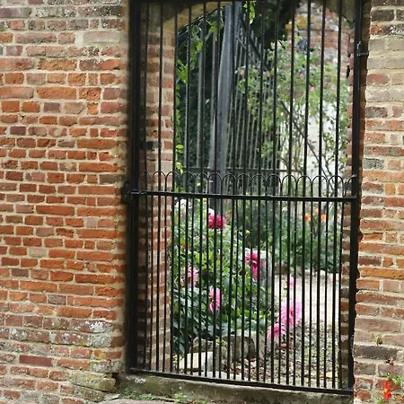 Maison De L'horloge * Courcelles-sous-Moyencourt